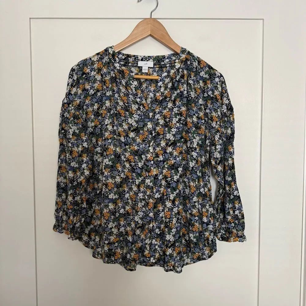 J Jill Top Womens Sz M Blue Floral V Neck Button Up Long Sleeve Feminine Office